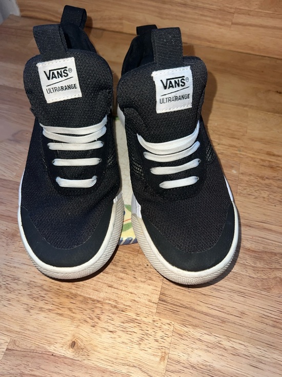 Vans Shoes - Vans women Black and White Ultrarange Sneakers